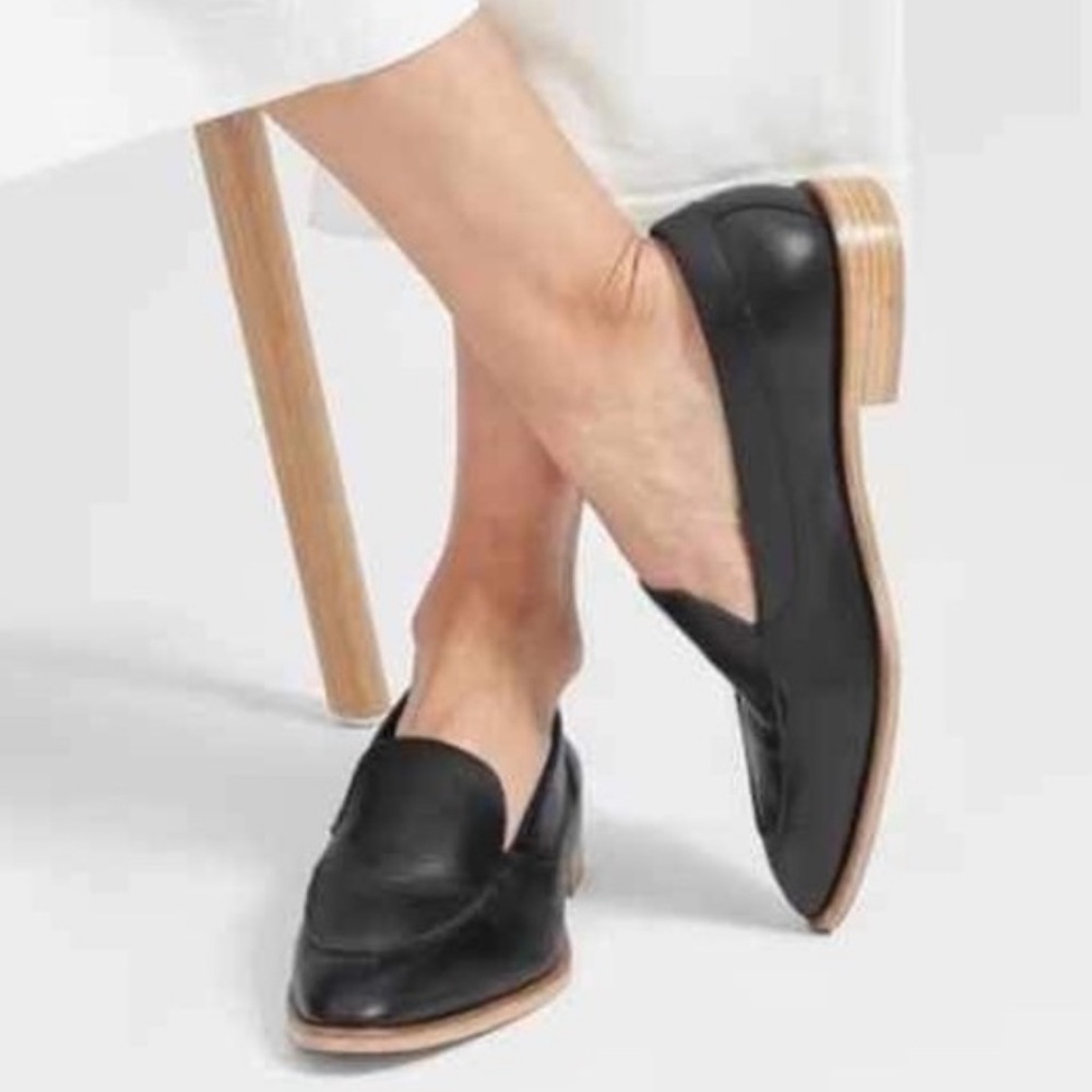 🚫 SOLD 🚫Everlane “The Modern Loafer” Black Leather Flats. The epitimy of eleganc - Picture 2 of 16